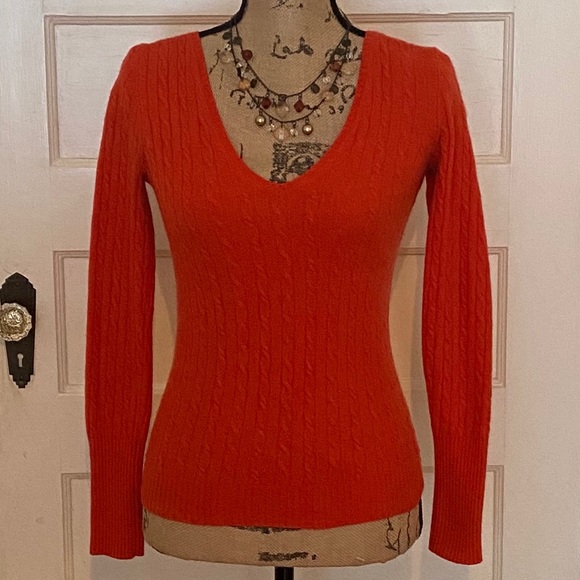 Orange J. Crew cable knit sweater 🍁 - Picture 5 of 7
